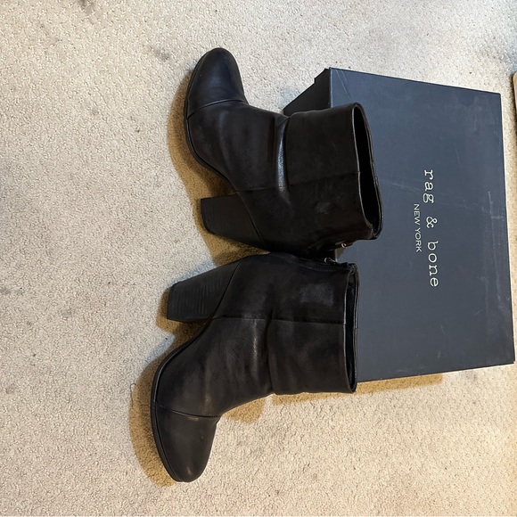 Rag and Bone women’s black leather zip Newbury boot size 10 - Picture 2 of 6
